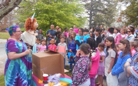Heidi's Easter Show attended by many children
